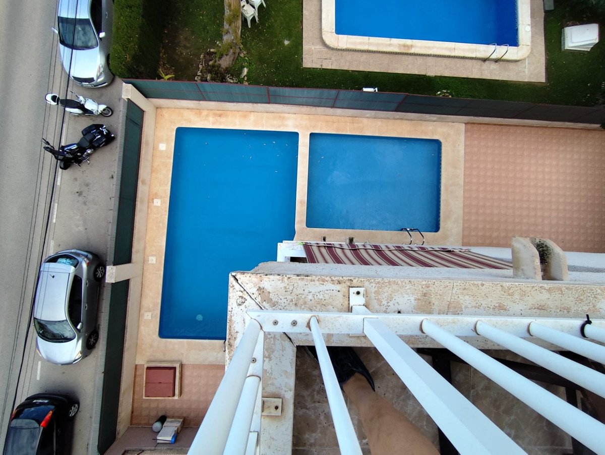 3 Bed Middle Floor Apartment in Torrevieja