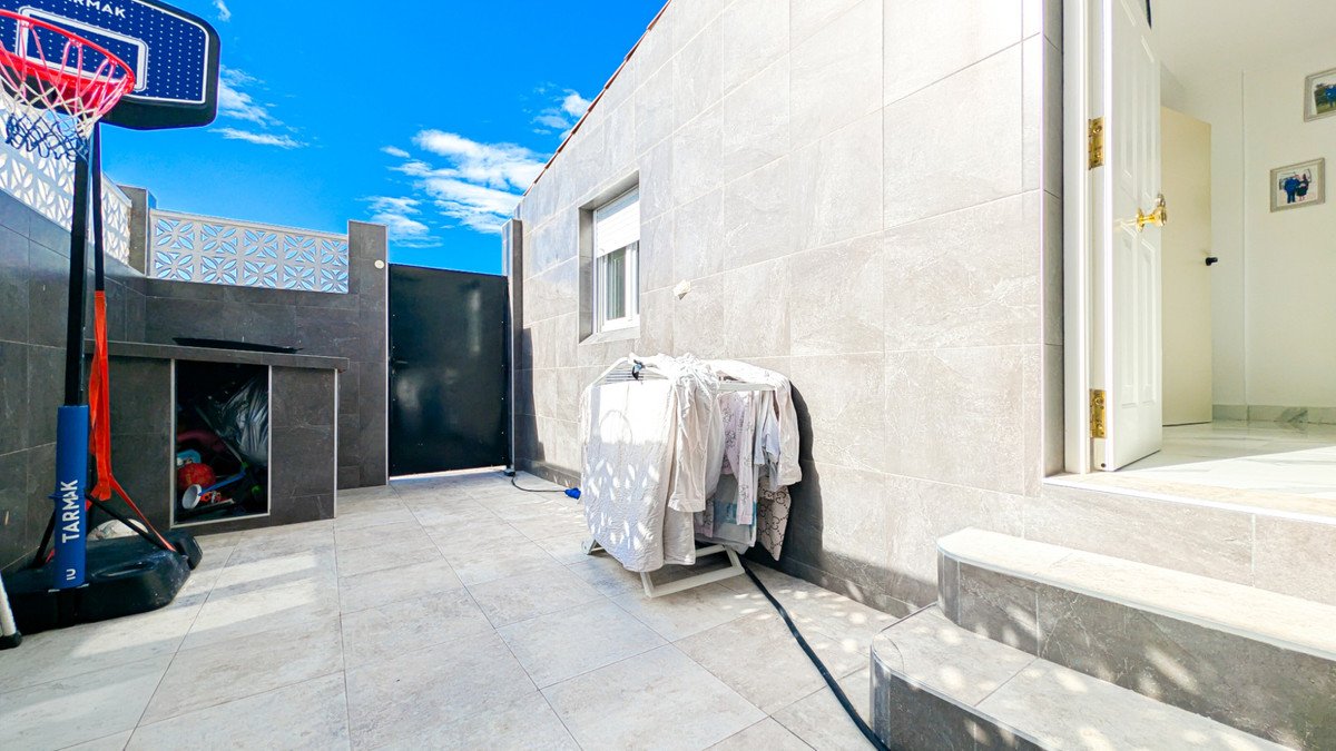 3 Bed Townhouse in Torrevieja