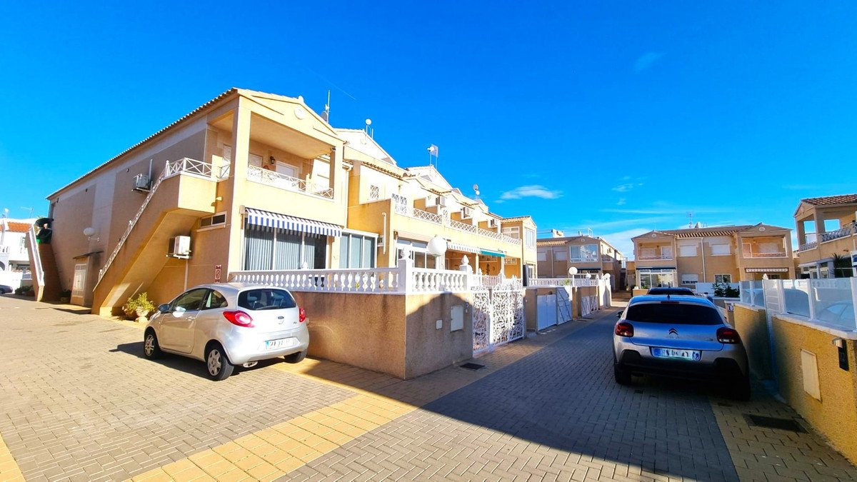 2 Bed Townhouse in La Zenia