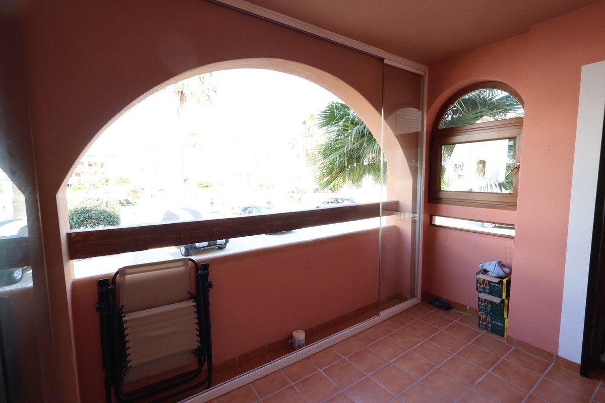 2 Bed Ground Floor Apartment in Orihuela Costa
