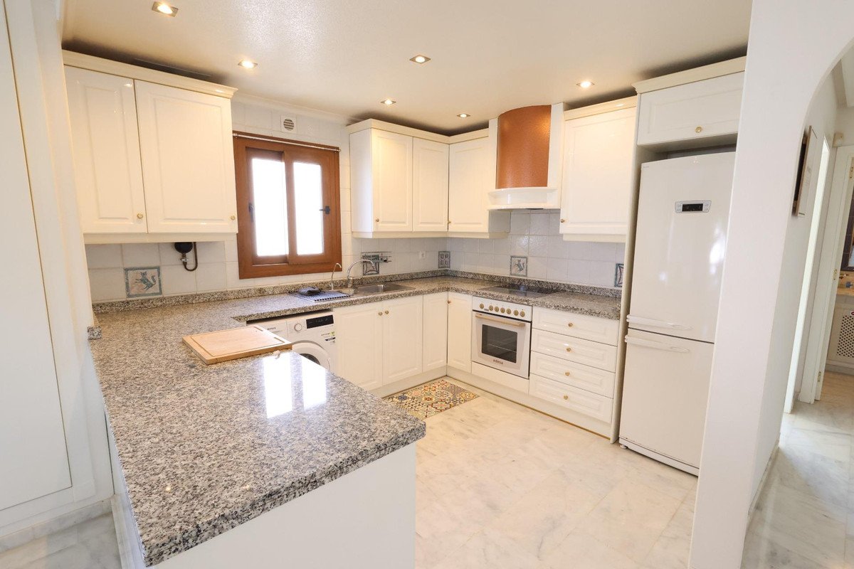 2 Bed Ground Floor Apartment in Orihuela Costa
