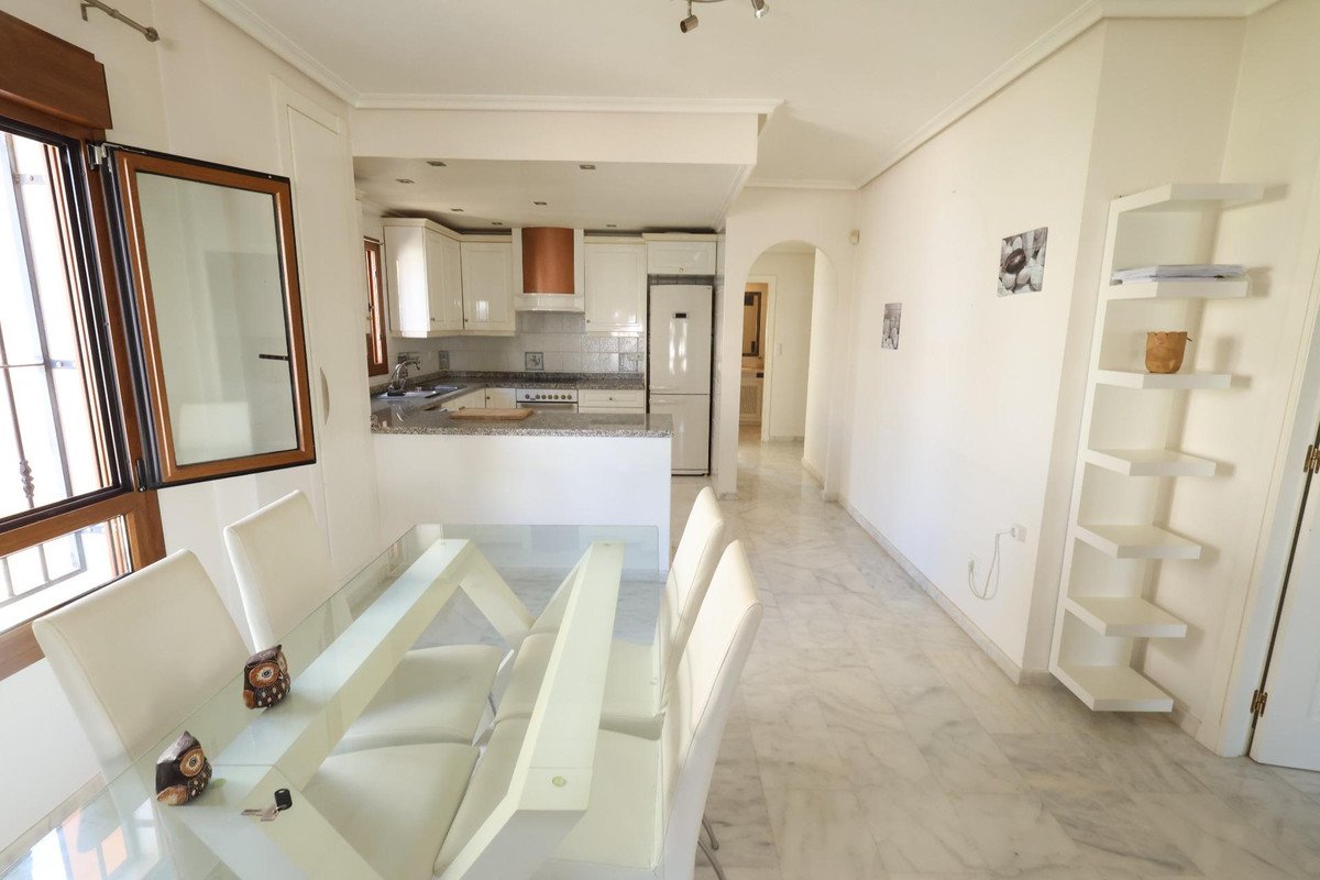 2 Bed Ground Floor Apartment in Orihuela Costa