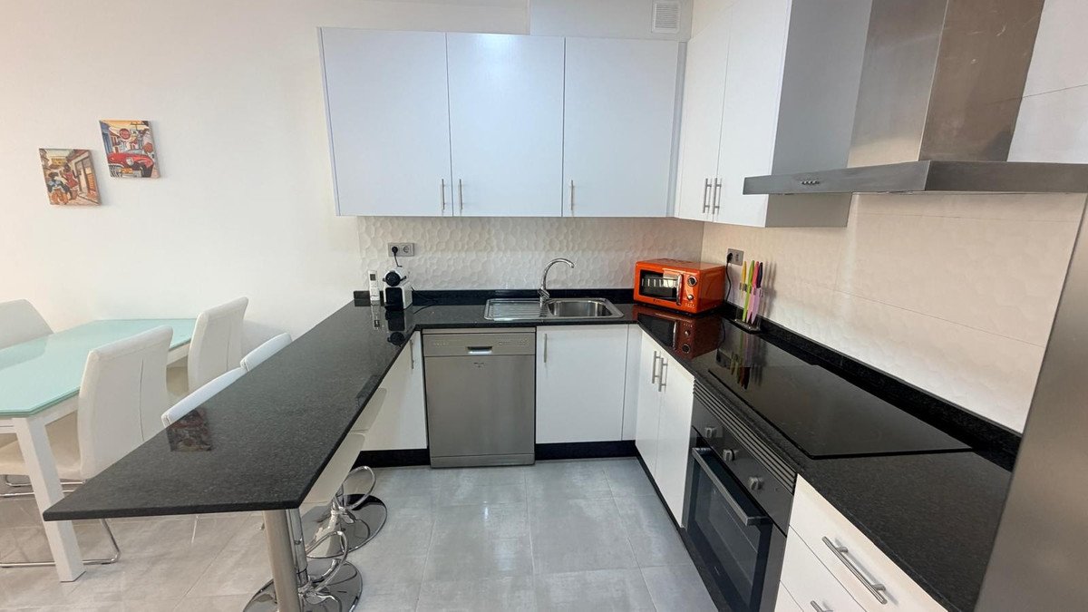 3 Bed Ground Floor Apartment in Lomas de Cabo Roig