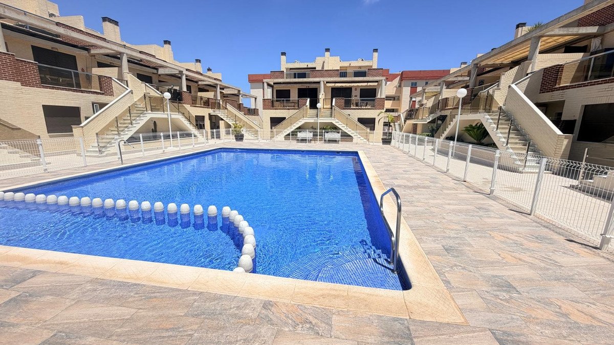 3 Bed Ground Floor Apartment in Lomas de Cabo Roig