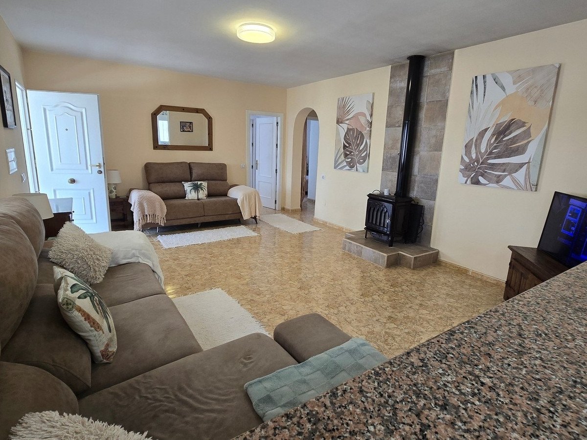 3 Bed Detached Villa in Zurgena
