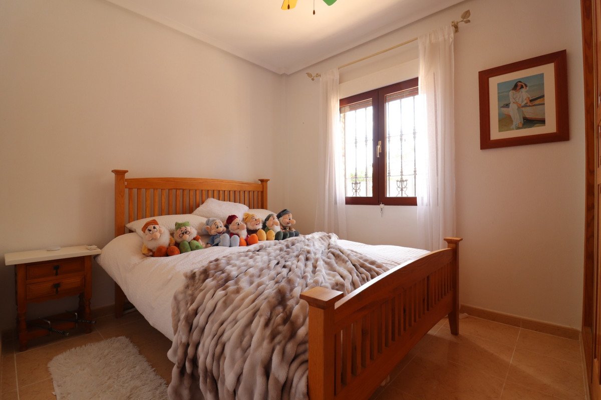 3 Bed Detached Villa in Formentera del Segura