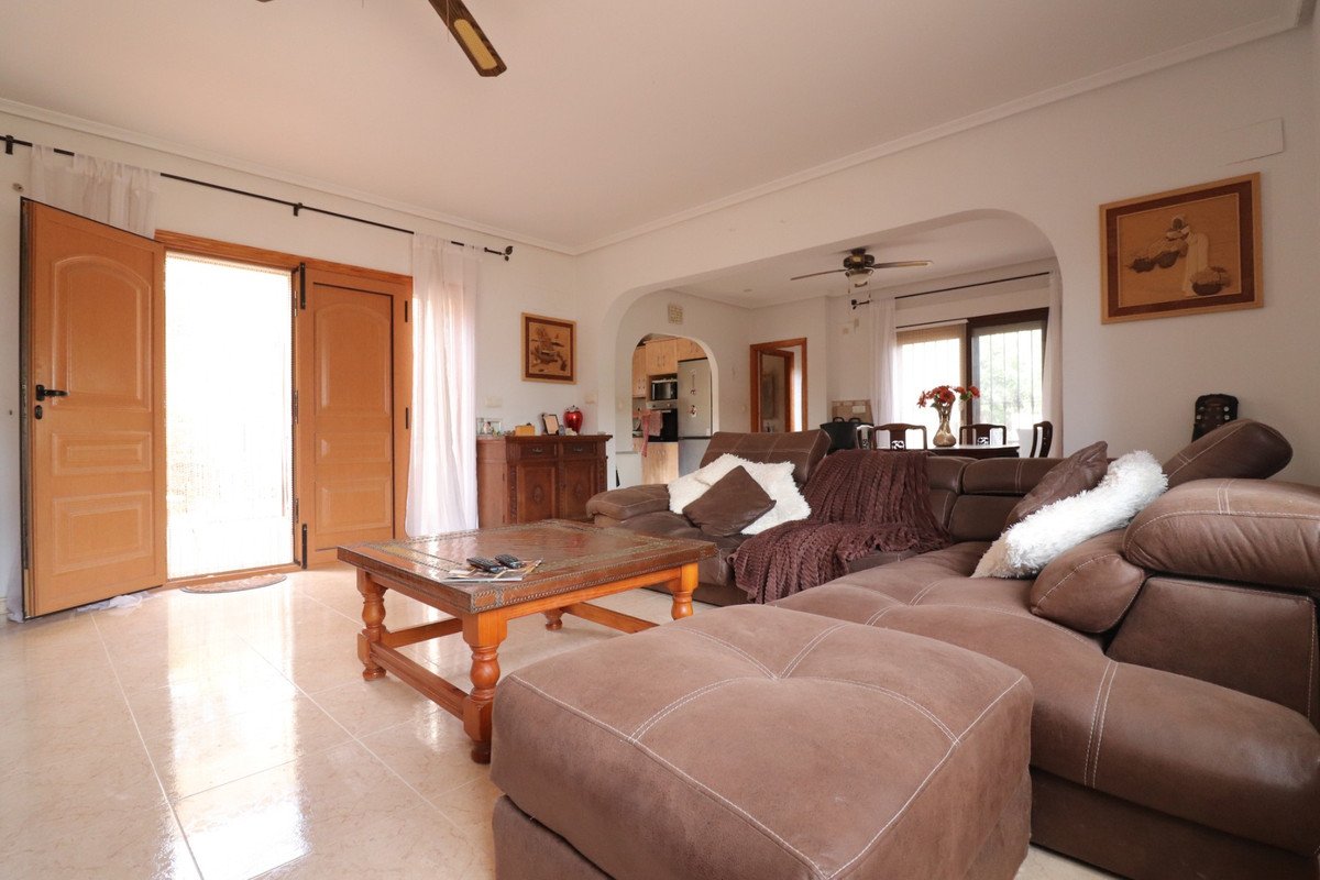 3 Bed Detached Villa in Formentera del Segura