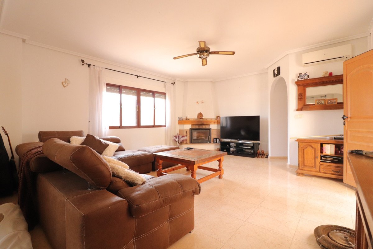 3 Bed Detached Villa in Formentera del Segura
