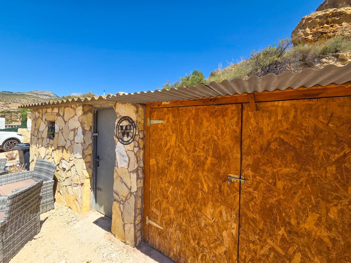3 Bed Detached Villa in Crevillent