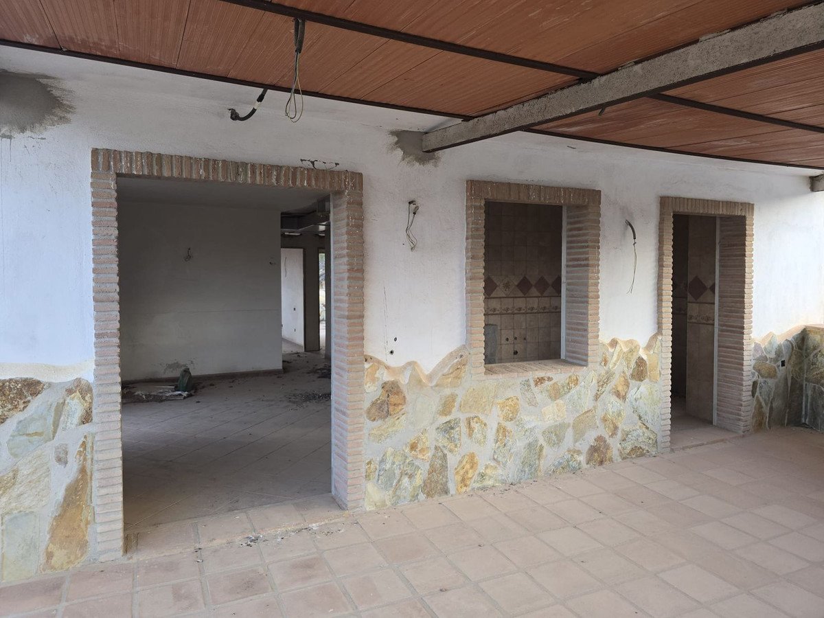 Hotel in Guaro