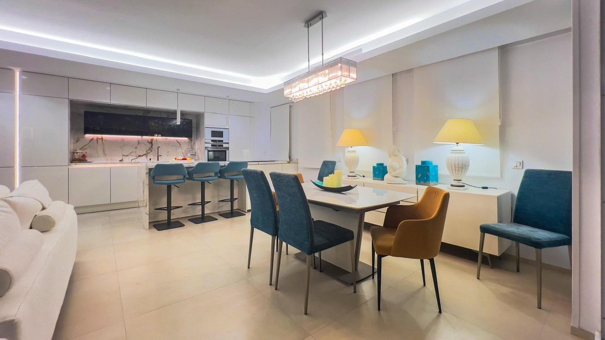 3 Bed Penthouse in The Golden Mile