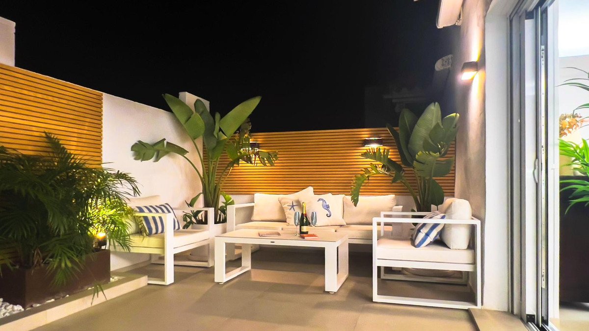 3 Bed Penthouse in The Golden Mile