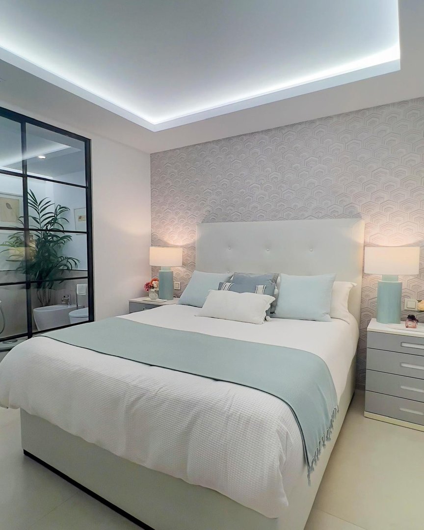 3 Bed Penthouse in The Golden Mile