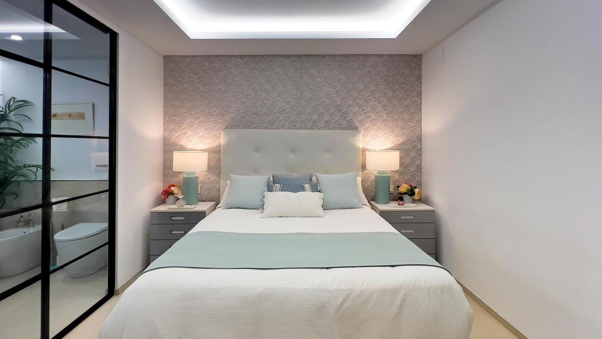 3 Bed Penthouse in The Golden Mile