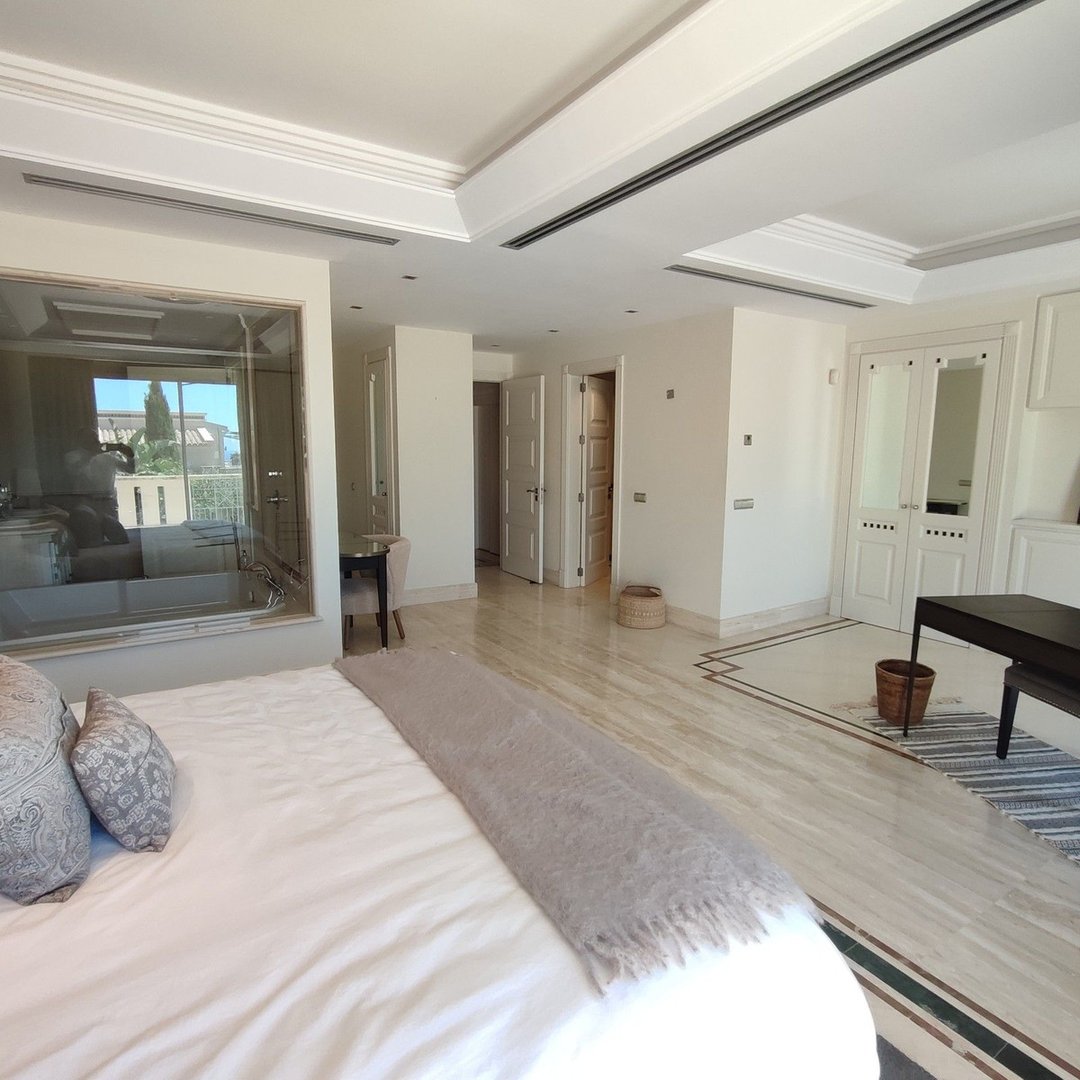 4 Bed Townhouse in Sierra Blanca