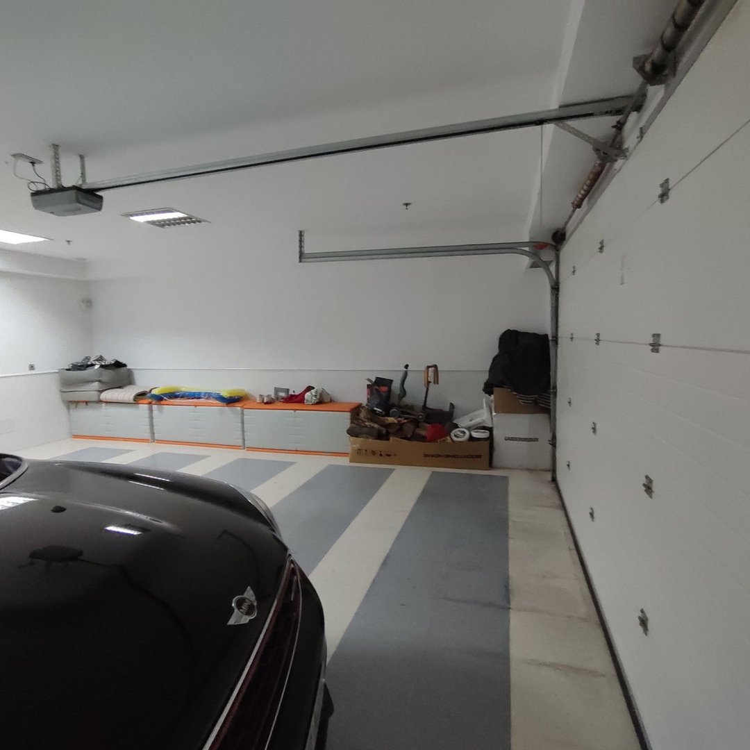 4 Bed Townhouse in Sierra Blanca