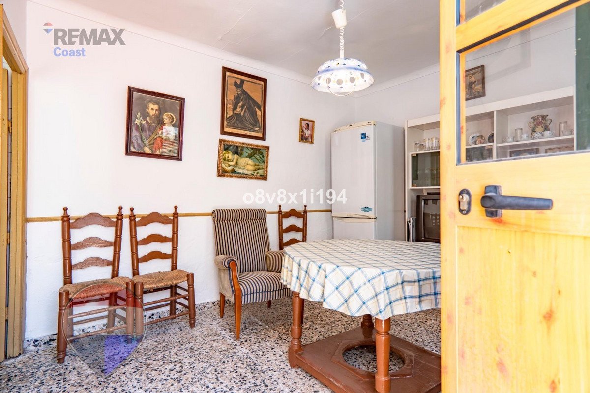 3 Bed Detached Villa in Periana