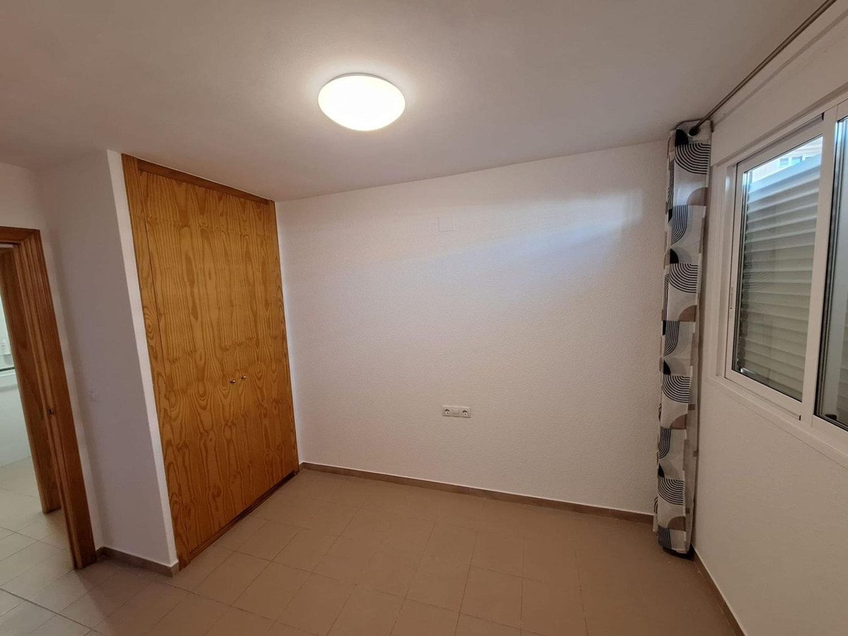 2 Bed Middle Floor Apartment in Villajoyosa