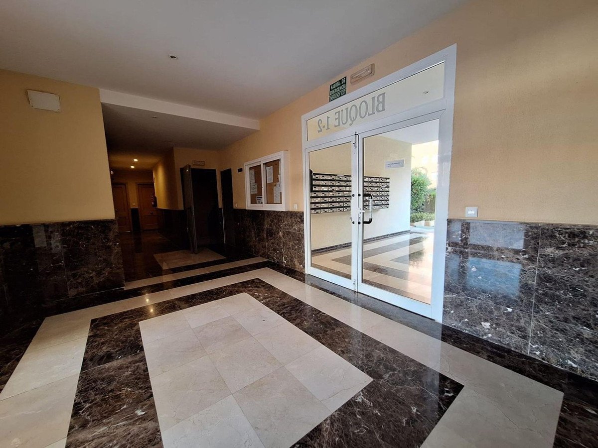 2 Bed Middle Floor Apartment in Villajoyosa
