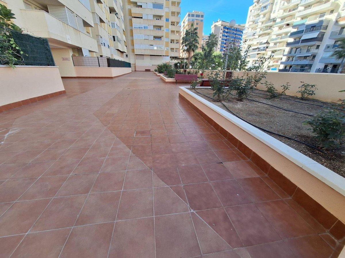 2 Bed Middle Floor Apartment in Villajoyosa