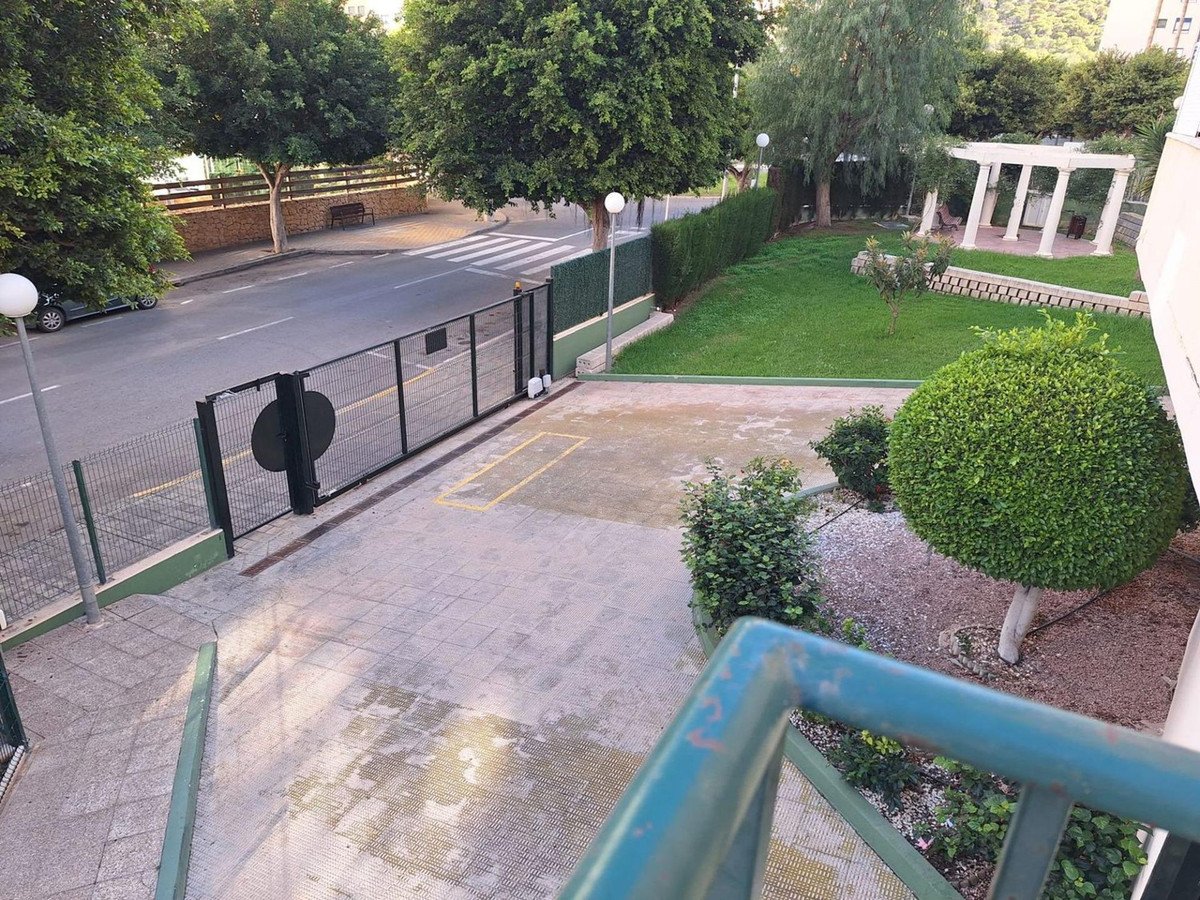 2 Bed Middle Floor Apartment in Villajoyosa