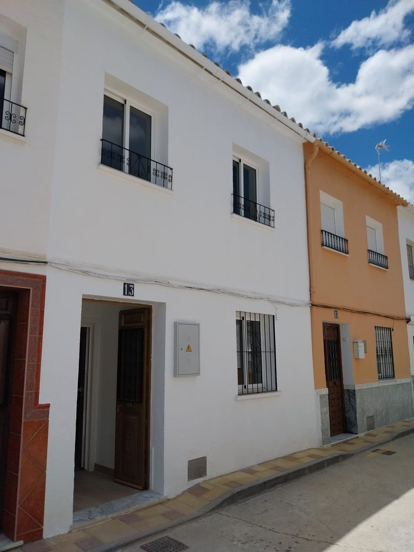 2 Bed Townhouse in Coín