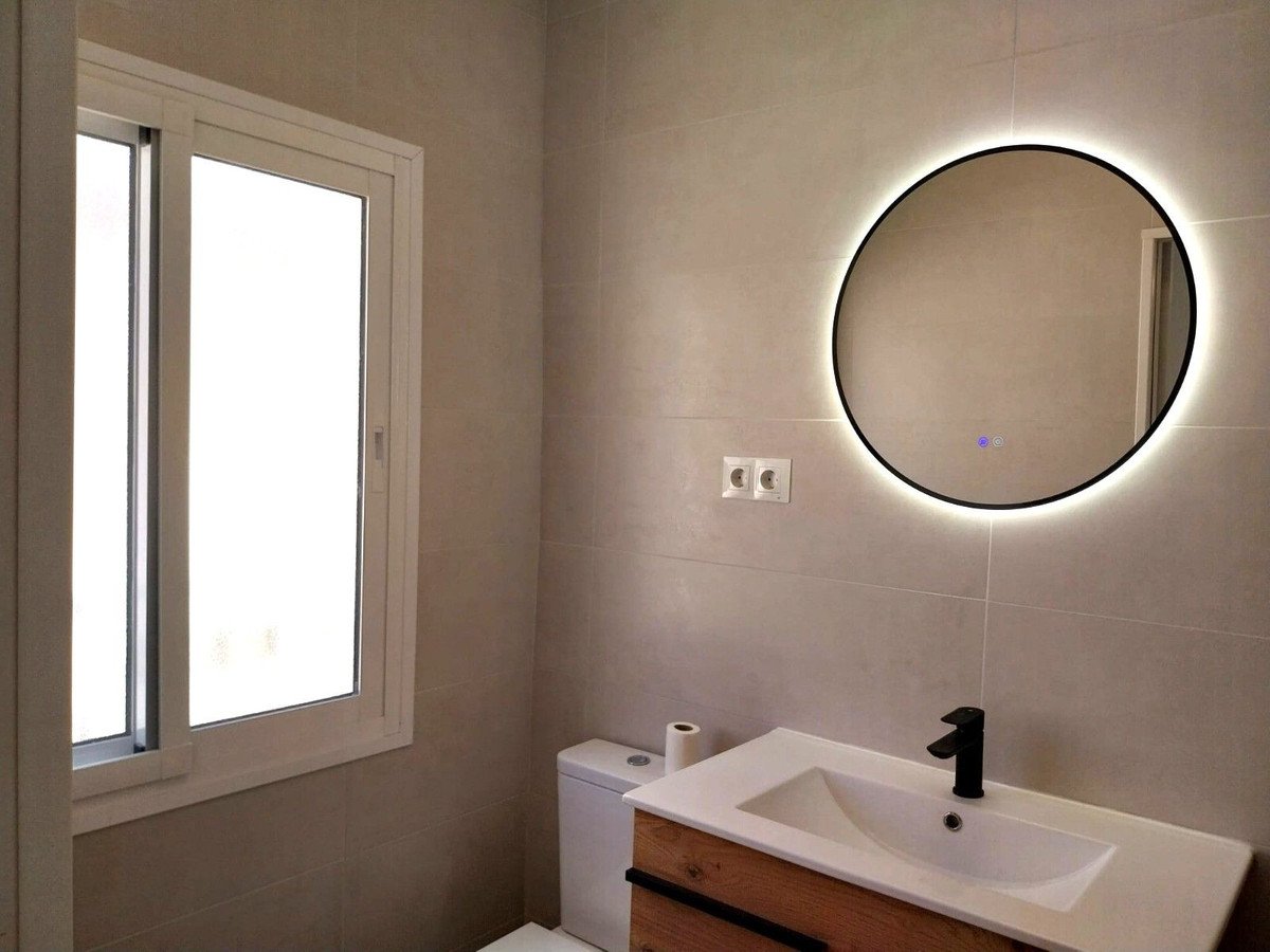 2 Bed Townhouse in Coín