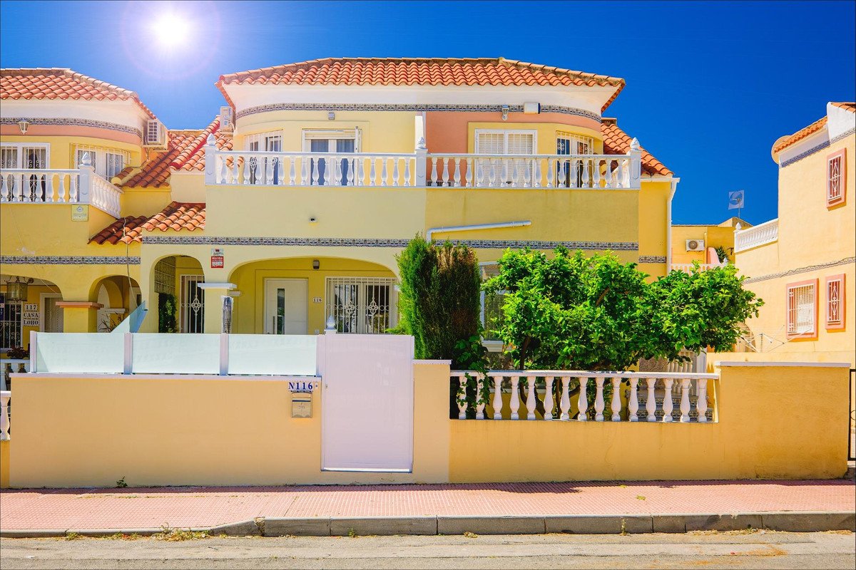 3 Bed Bungalow in Orihuela Costa
