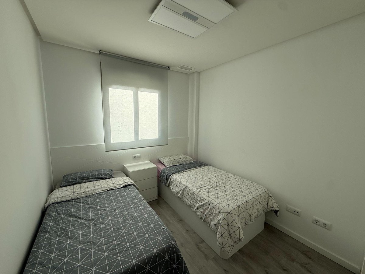 3 Bed Middle Floor Apartment in Orihuela Costa