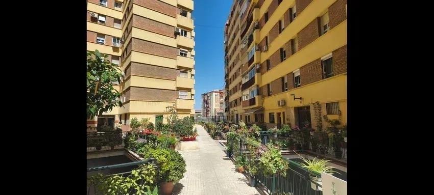 3 Bed Middle Floor Apartment in Málaga
