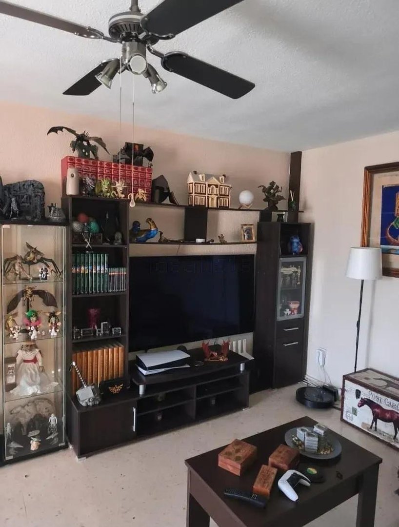 3 Bed Middle Floor Apartment in Málaga