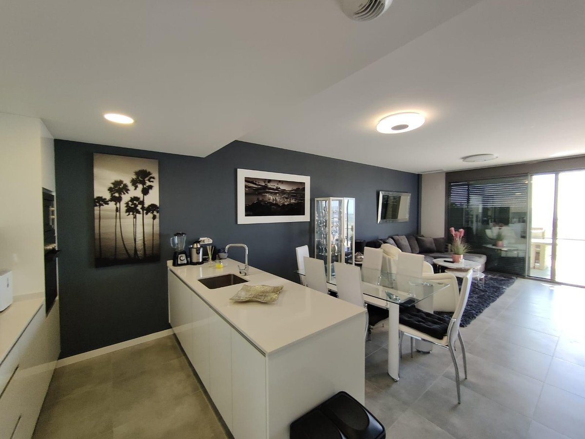 2 Bed Middle Floor Apartment in Finestrat