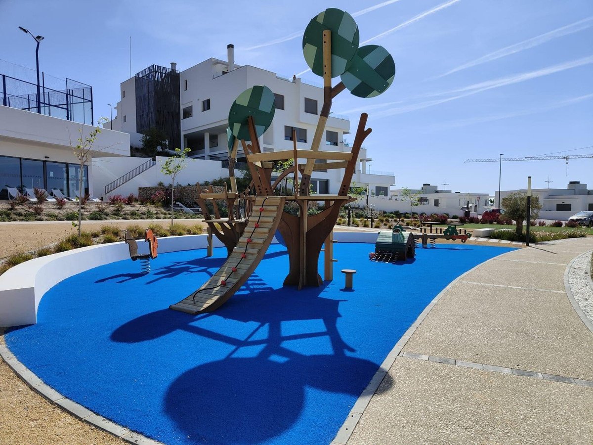 2 Bed Middle Floor Apartment in Finestrat