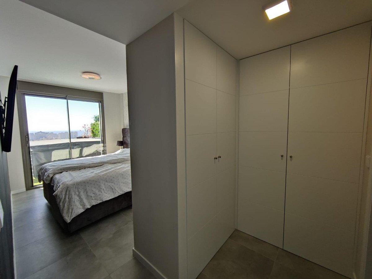 2 Bed Middle Floor Apartment in Finestrat
