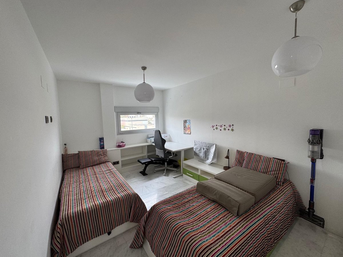 3 Bed Middle Floor Apartment in Villajoyosa