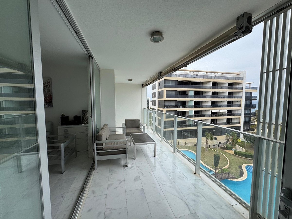 3 Bed Middle Floor Apartment in Villajoyosa