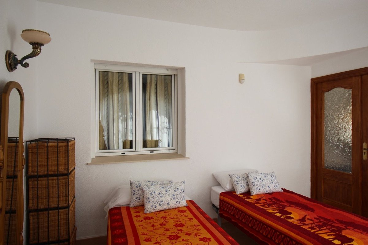 5 Bed Bungalow in Calpe