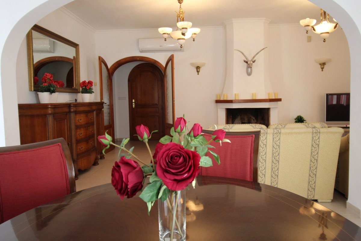 5 Bed Bungalow in Calpe