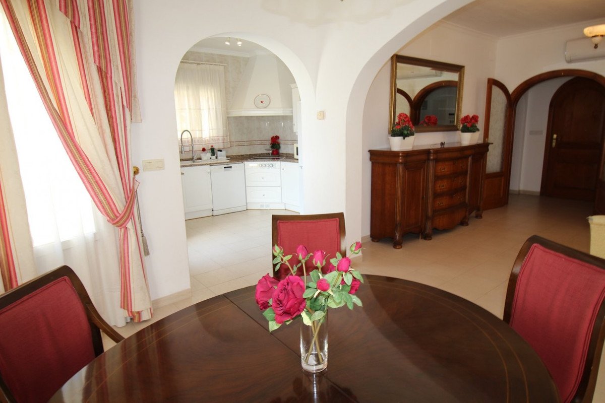 5 Bed Bungalow in Calpe