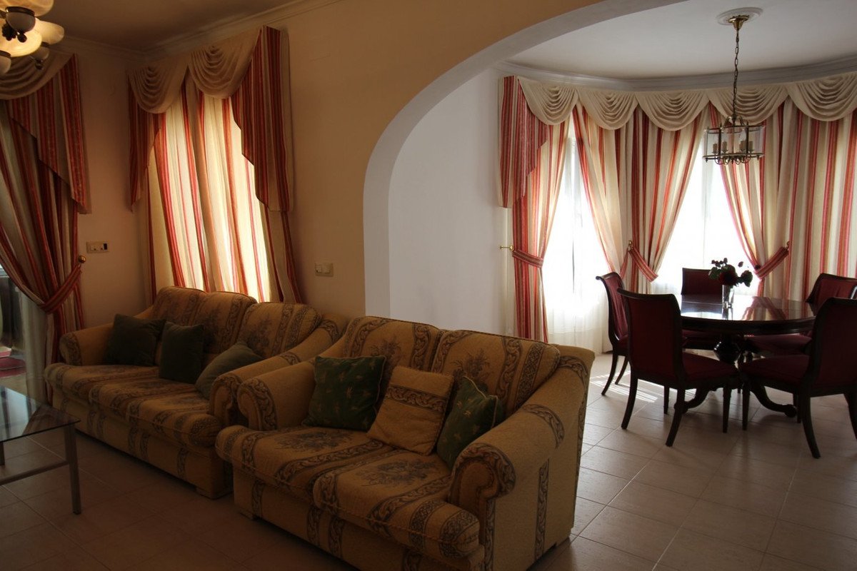 5 Bed Bungalow in Calpe