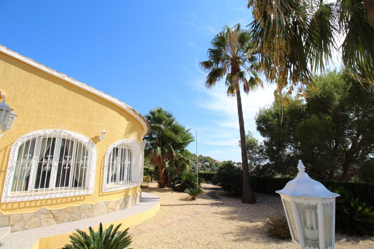 5 Bed Bungalow in Calpe