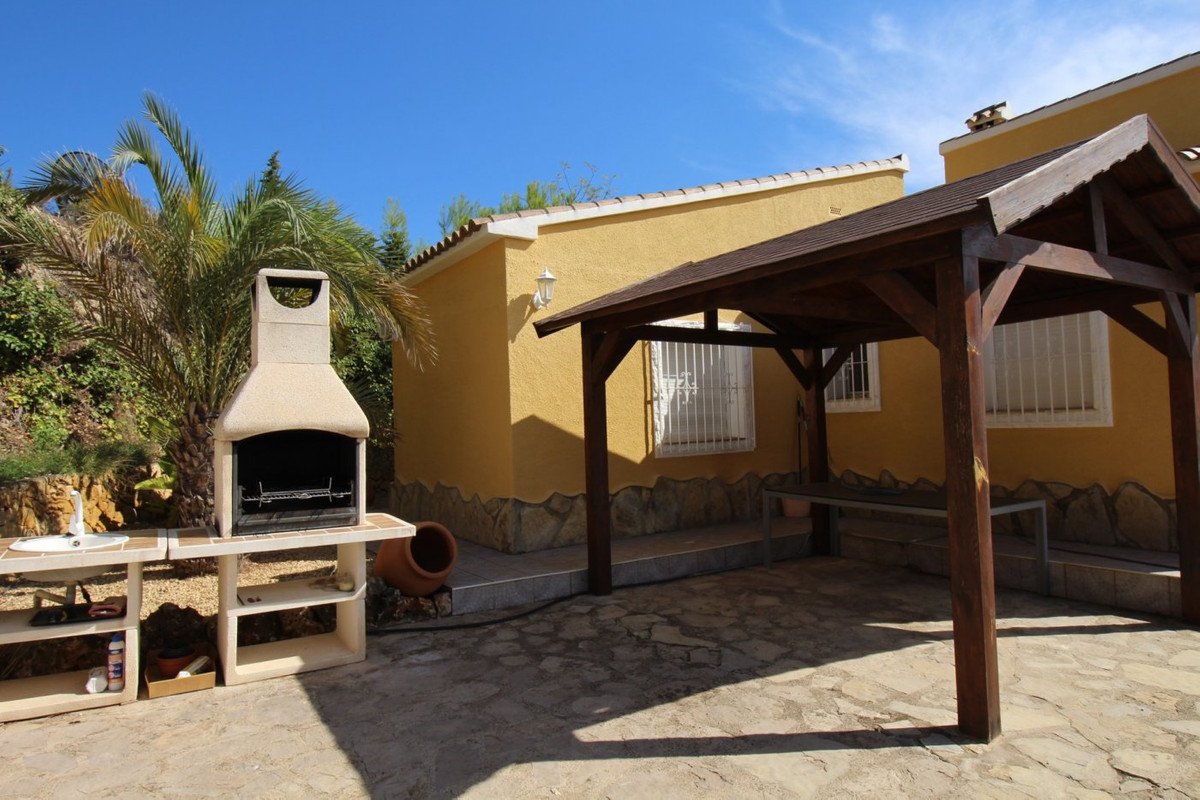 5 Bed Bungalow in Calpe