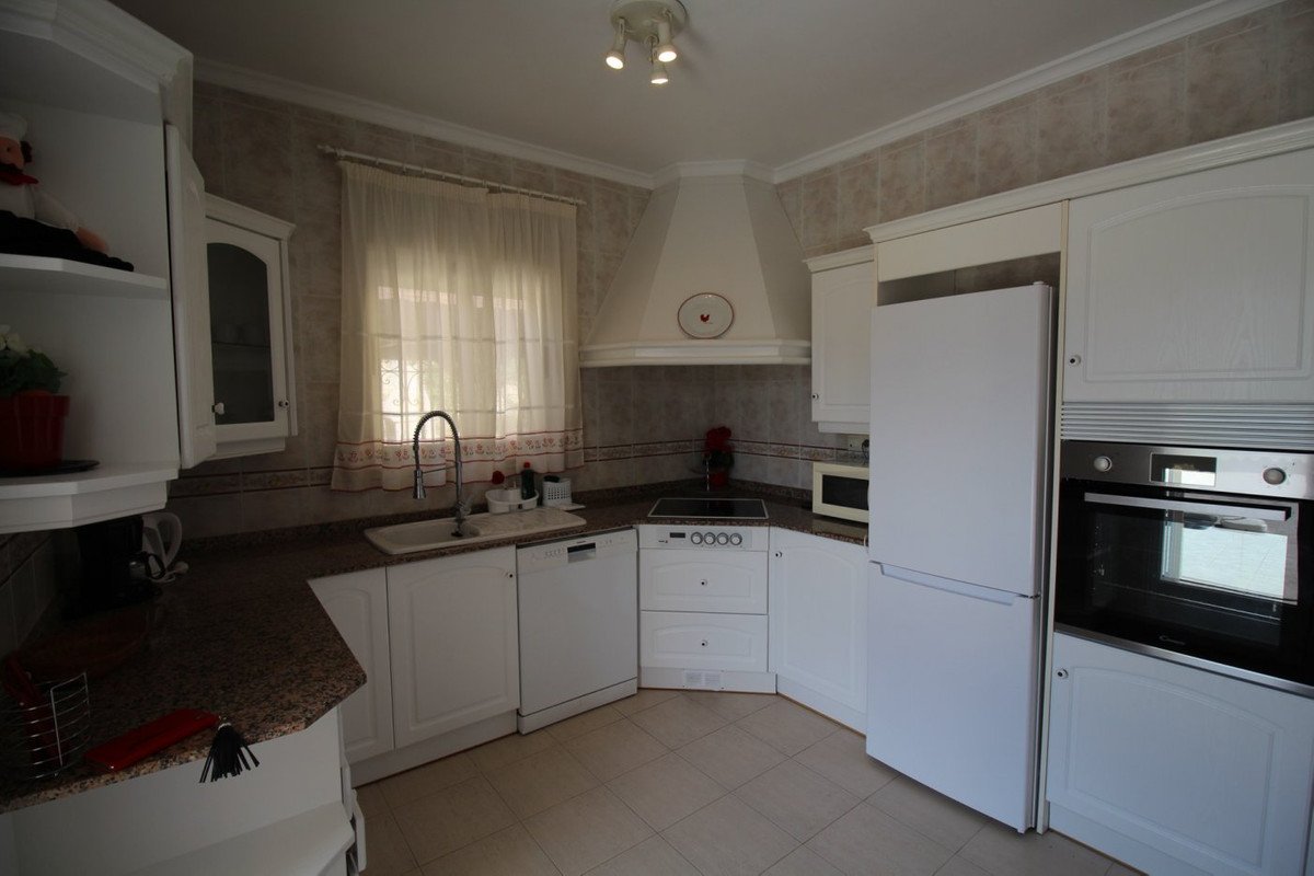 5 Bed Bungalow in Calpe