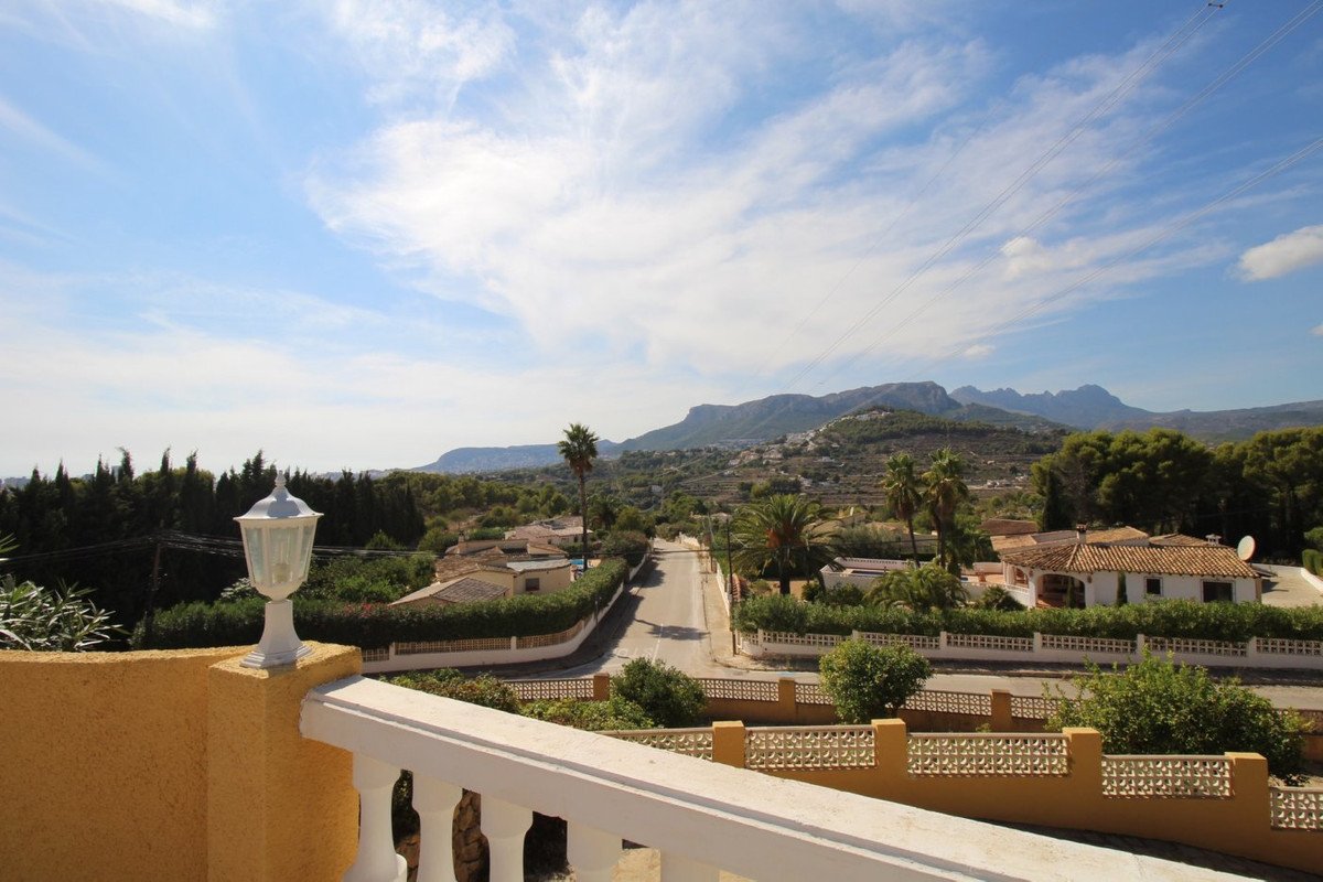 5 Bed Bungalow in Calpe