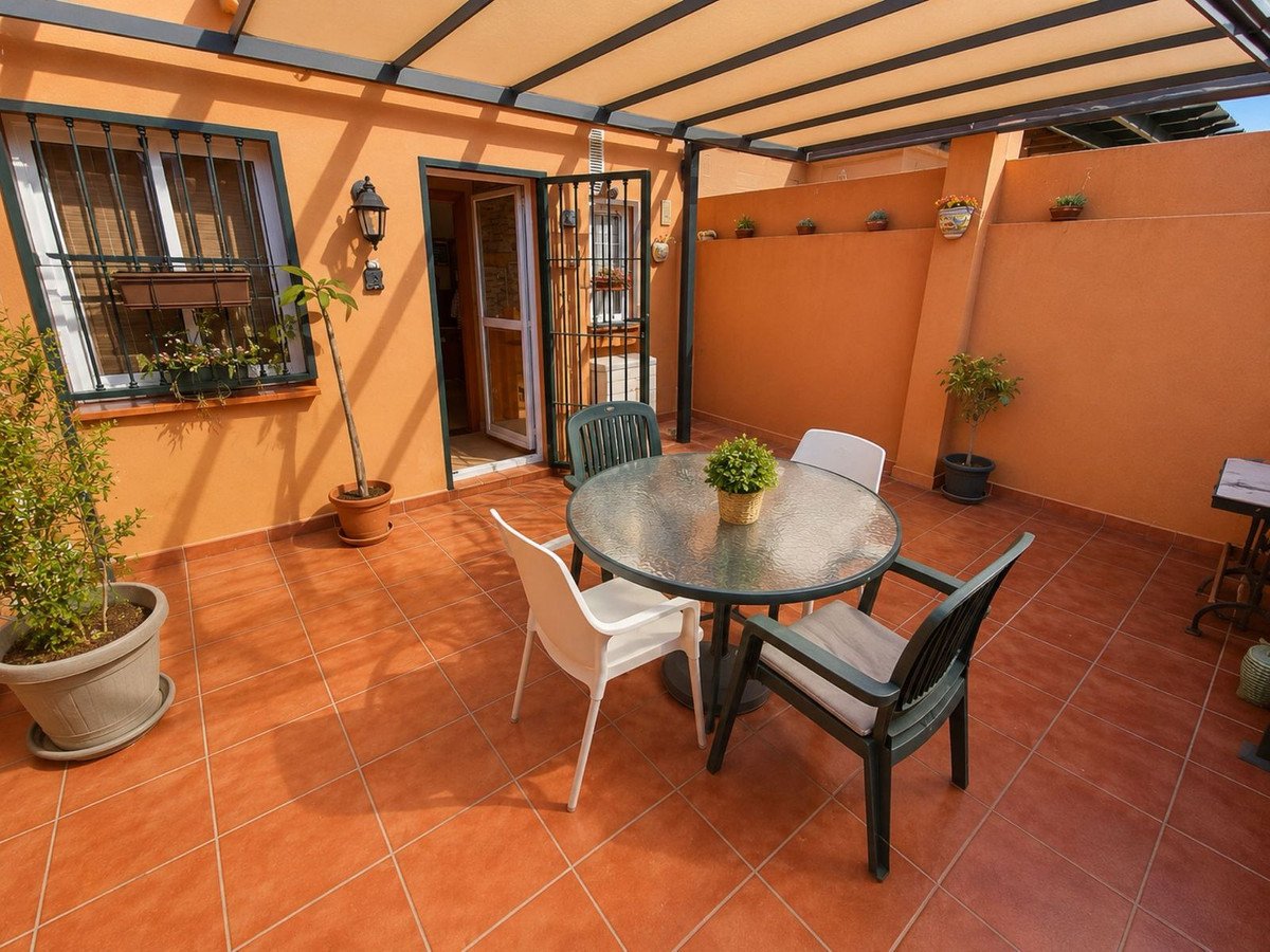 4 Bed Townhouse in Churriana