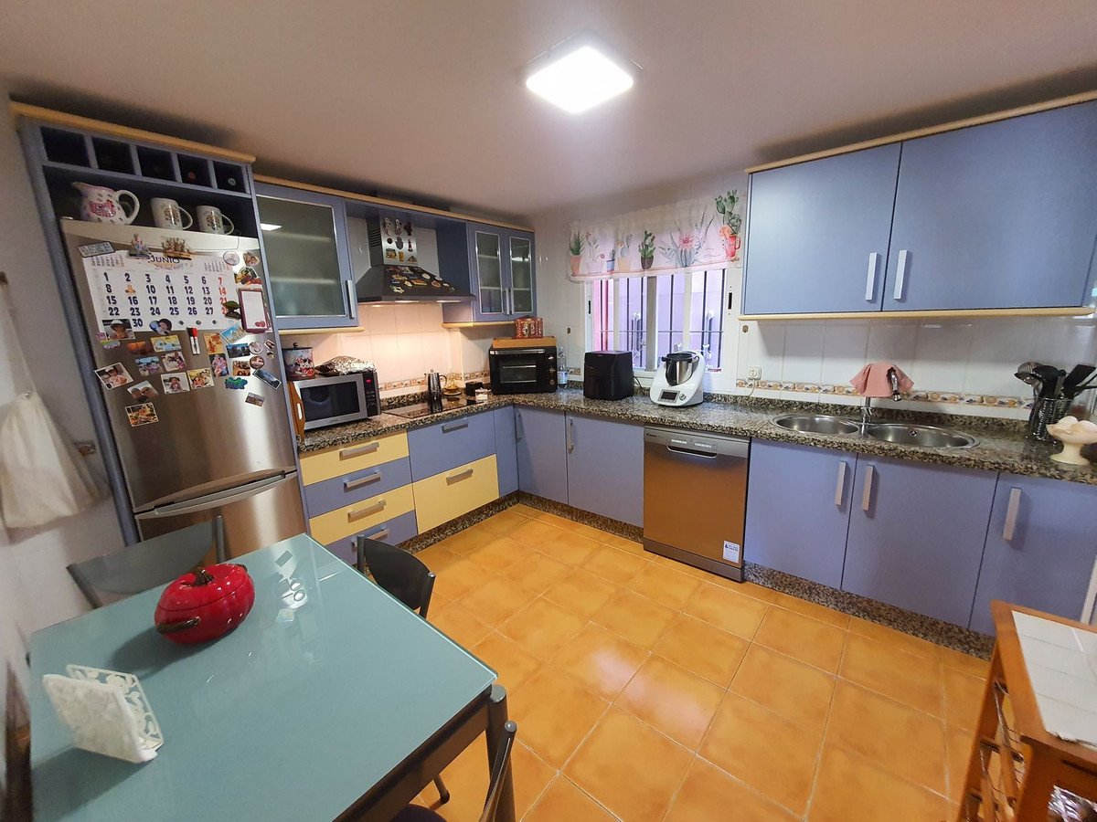 4 Bed Townhouse in Churriana