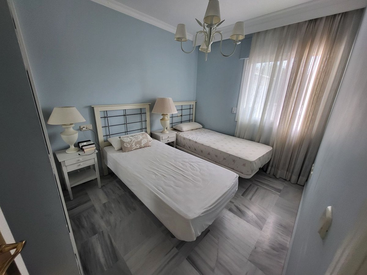 2 Bed Penthouse in Nueva Andalucía