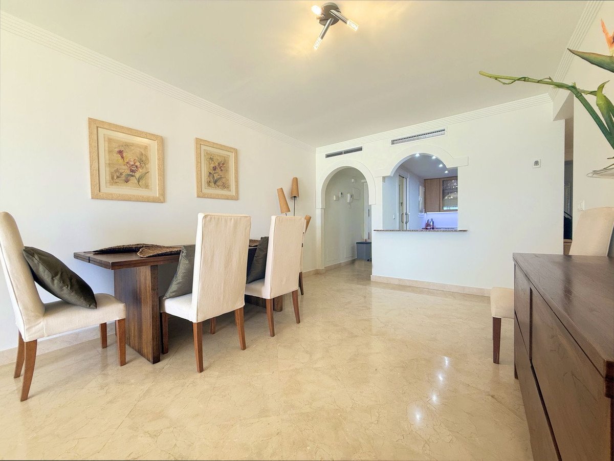 2 Bed Ground Floor Apartment in Estepona
