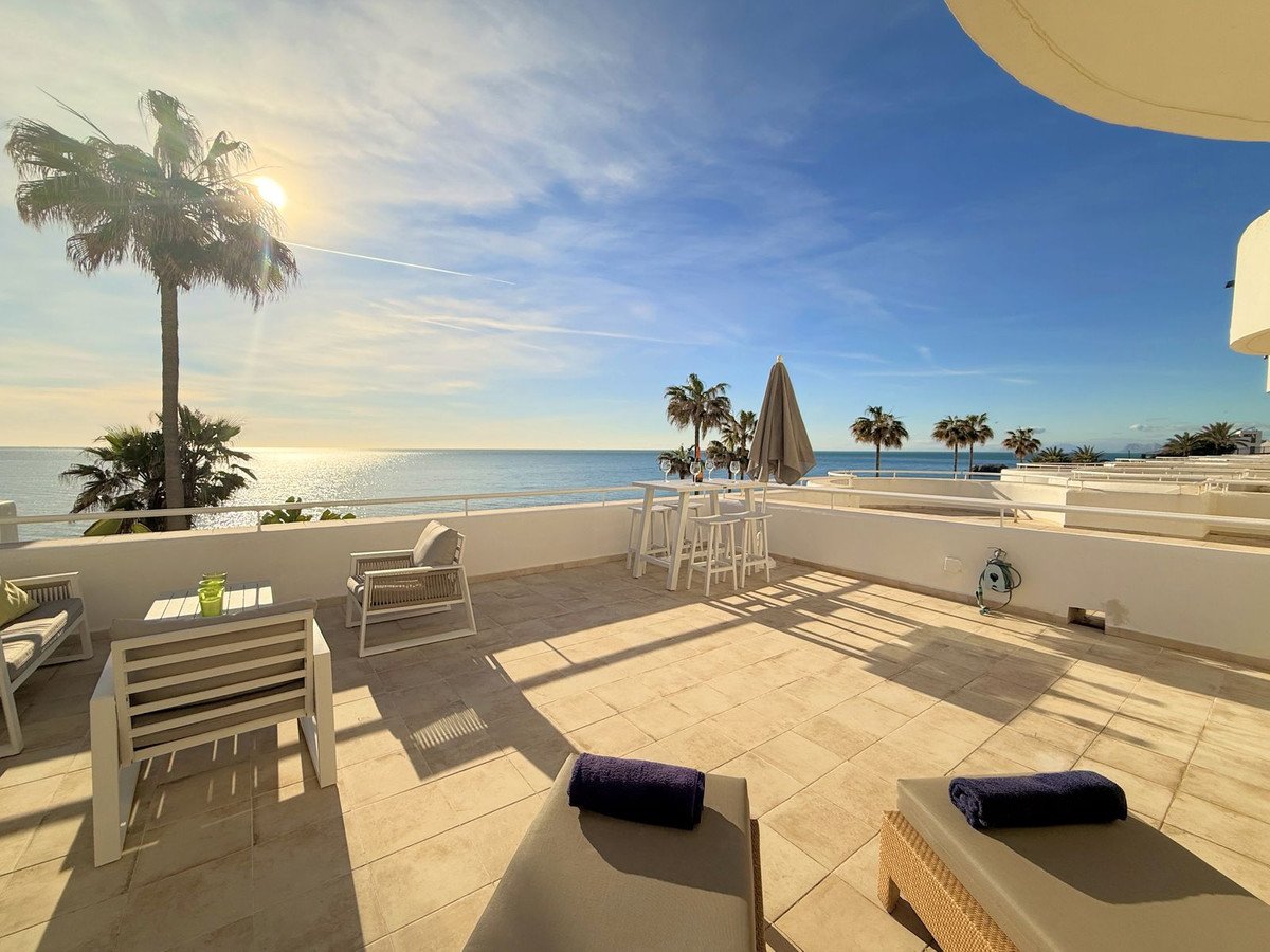 2 Bed Ground Floor Apartment in Estepona