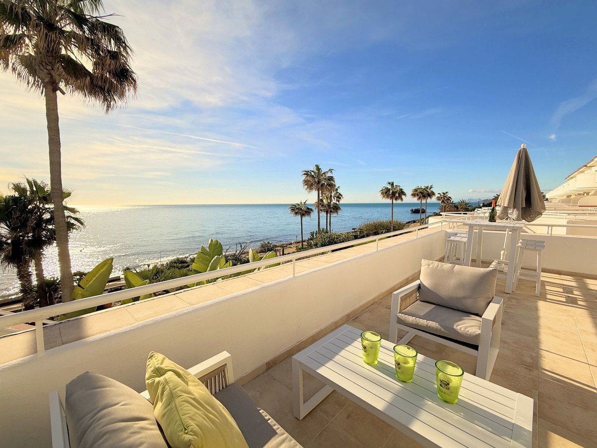 2 Bed Ground Floor Apartment in Estepona